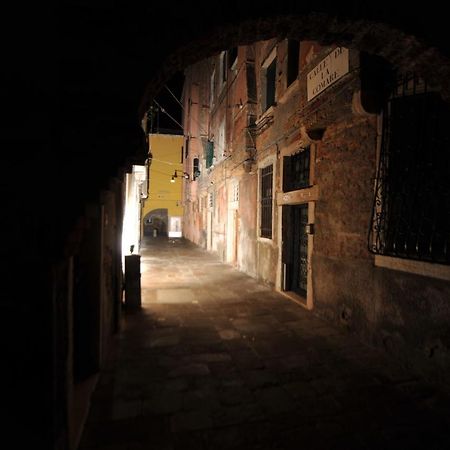 Calle De La Comare Venezia Eksteriør bilde